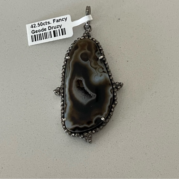 One of a kind Fancy Geode Druzy and diamond pendant - Picture 3 of 10